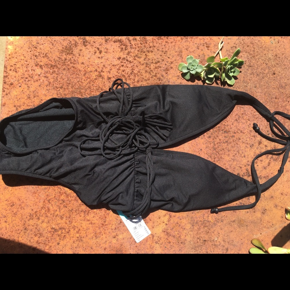 NWT 🖤 Luxury Seafolly One-piece